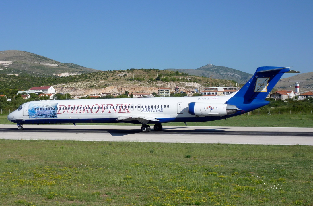 MD-82 (DC-9-82) Dubrovnik Airline 9A-CDE Split_Resnik (SPU/LDSP) August_6_2011