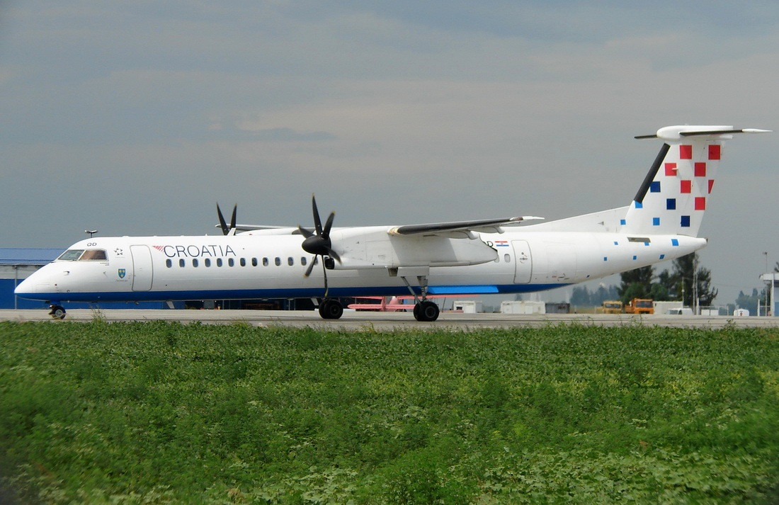 DHC-8-402Q Dash 8 Croatia Airlines 9A-CQD Osijek-Klisa (OSI/LDOS) July_24_2012.
