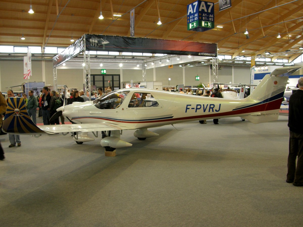Dyn Aero MCR-4S Untitled F-PVRJ Friedrichshafen_Airport April_04_2009
