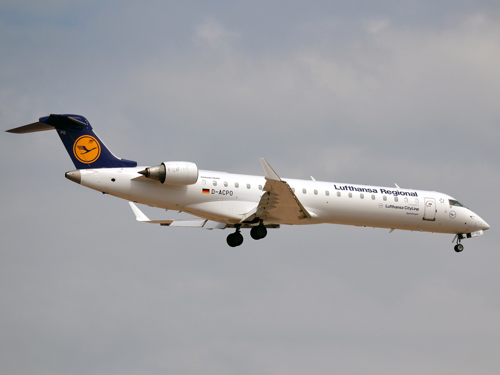 CRJ-701ER Lufthansa Regional (CityLine) D-ACPO Frankfurt_Main (FRA/EDDF) May_27_2012