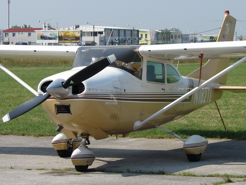 Cessna 182, NI82TL, LDOC, 03.08.2008.
