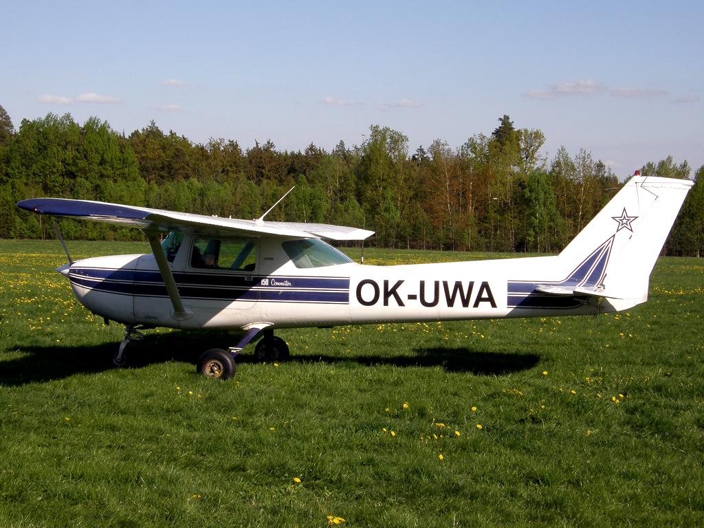 Cessna 150L Commuter Untitled OK-UWA Plzen_Plasy (LKPS) May_01_2011