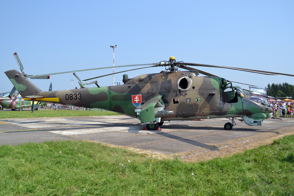 Mil Mi-24V Slovakia Air Force 0833 Sliac (SLD/LZSL) August_27_2011
