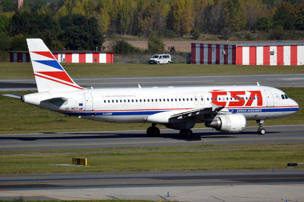 A320-214 CSA Czech Airlines OK-MEH Prague_Ruzyne (PRG/LKPR) October_2_2011