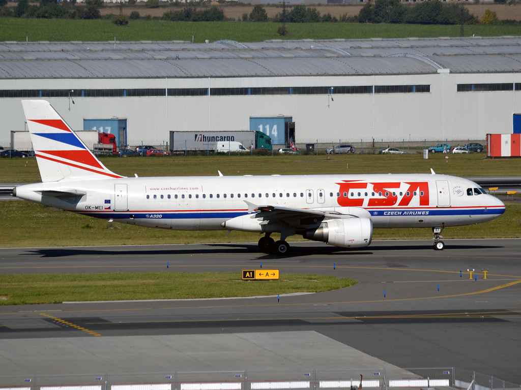 A320-214 CSA Czech Airlines OK-MEI Prague_Ruzyne (PRG/LKPR) October_2_2011