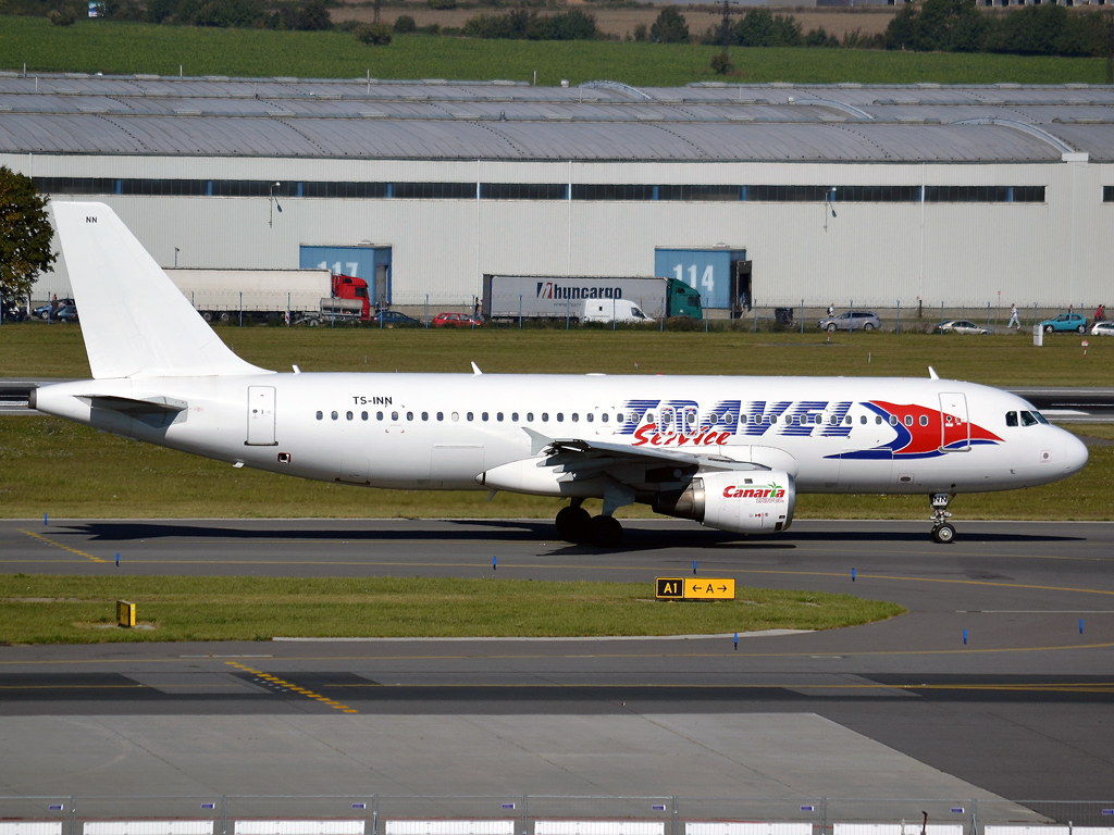 A320-212 Travel Service (Nouvelair) TS-INN Prague_Ruzyne (PRG/LKPR) October_2_2011