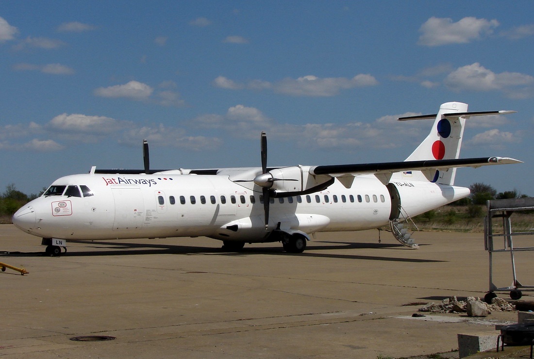 ATR-72-202 Jat Airways YU-ALN Beograd_Surcin (BEG/LYBE) April_11_2011