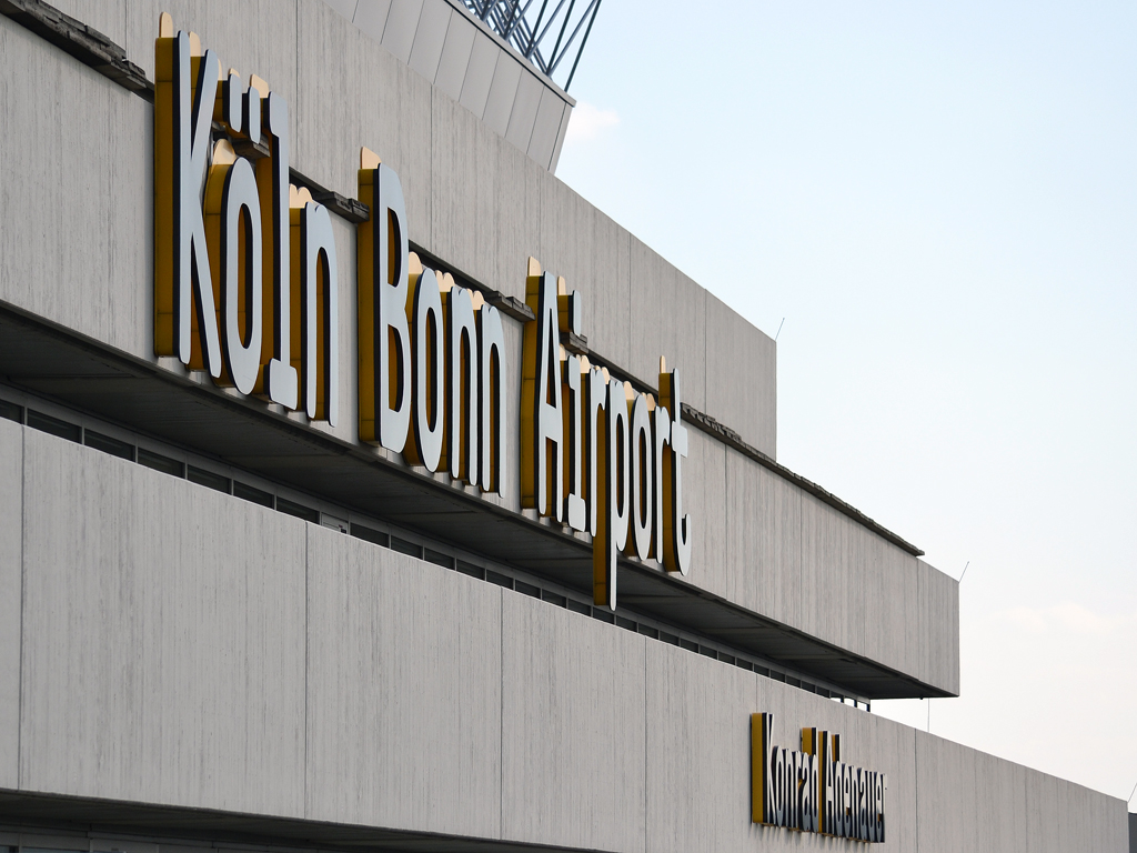 Cologne_Bonn (CGN/EDDK) April_08_2012