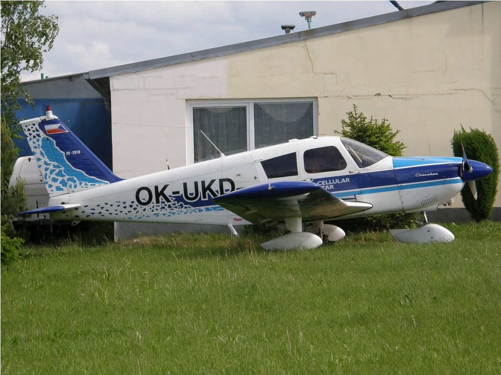 Piper PA-28-180C Cherokee Untitled OK-UKD Pribram_Dlouha_Lhota May_30_2010