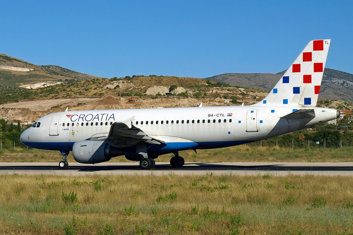 A319-112 Croatia Airlines 9A-CTL Split_Resnik (SPU/LDSP) August_10_2008