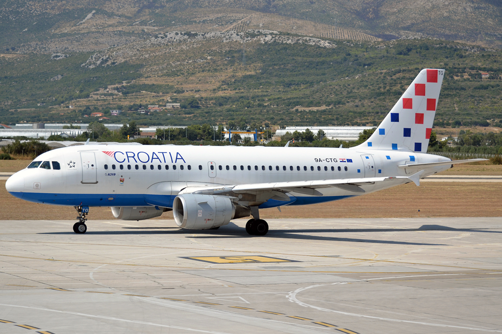 A319-112 Croatia Airlines 9A-CTG Split_Resnik (SPU/LDSP) August_09_2013