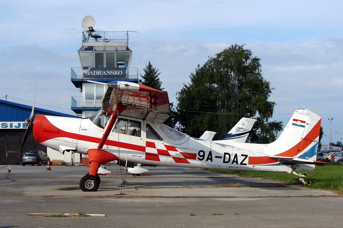 Utva 66 Aeroklub Osijek 9A-DAZ Osijek Cepin (LDOC) May_26_2012.