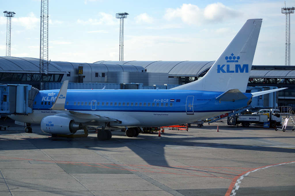 B737-7K2 KLM Royal Dutch Airlines PH-BGR Copenhagen_Kastrup (CPH/EKCH) March_05_2012