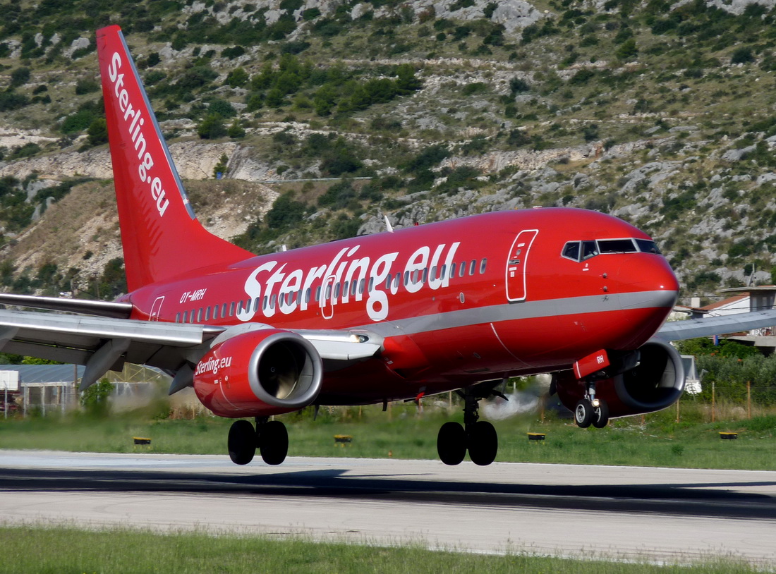 B737-7L9 Sterling Airlines OY-MRH Split_Resnik (SPU/LDSP) August_6_2011
